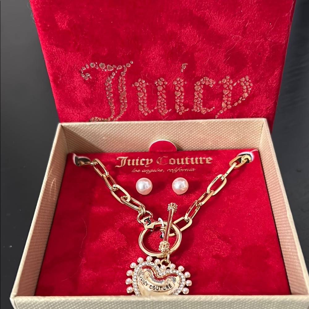 Juicy Couture Gold Heart Pendant Necklace and Earrings - Picture 3 of 3